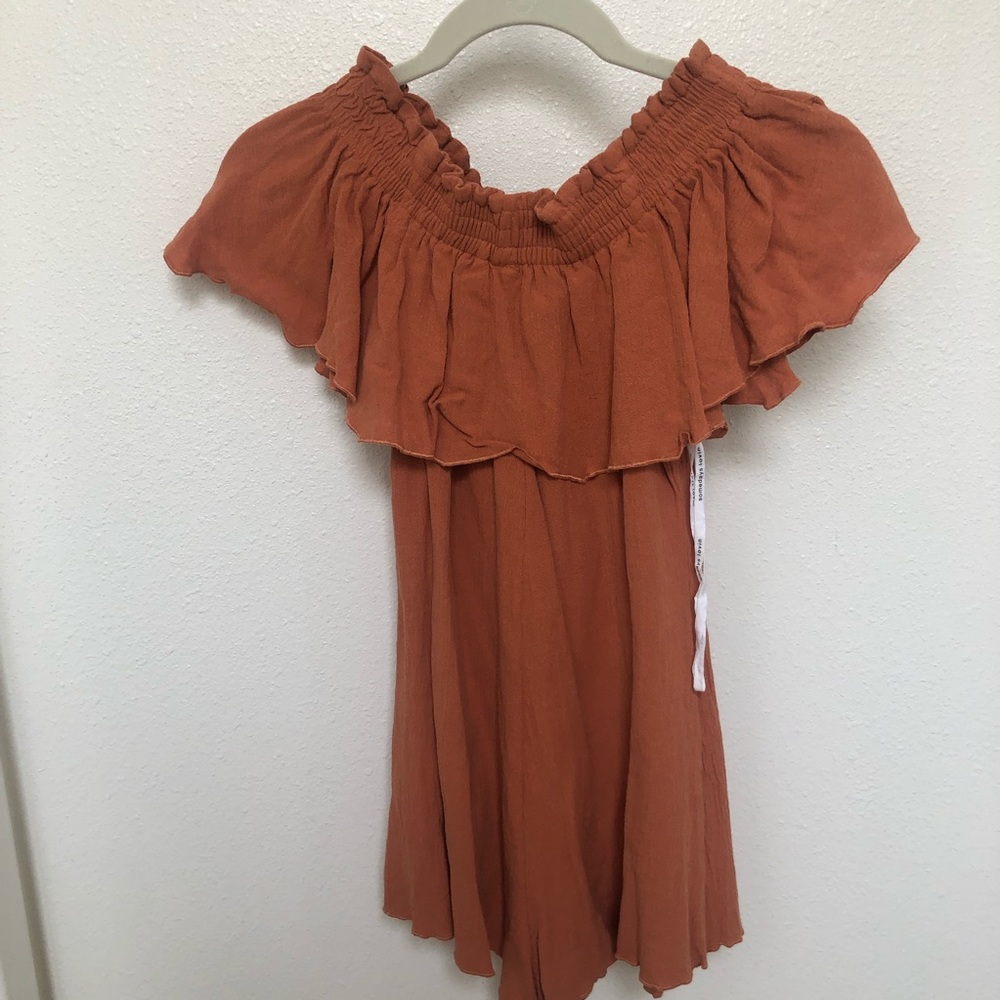 Some Days Lovin Off the Shoulder Romper - Picture 2 of 3